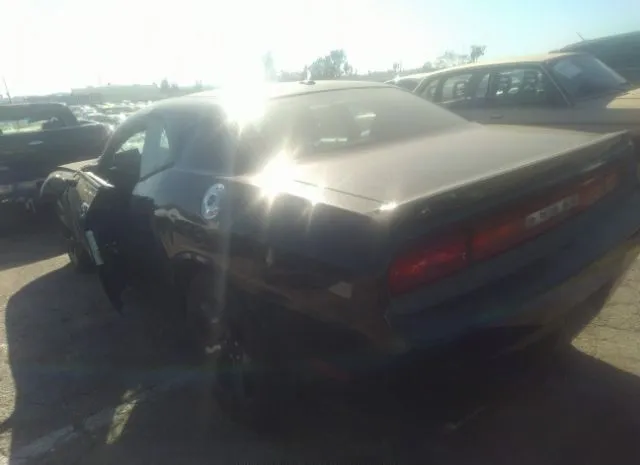 Photo 2 VIN: 2C3CDYAG6DH651800 - DODGE CHALLENGER 