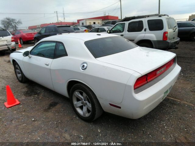 Photo 2 VIN: 2C3CDYAG6DH693691 - DODGE CHALLENGER 