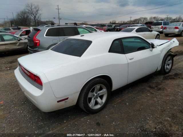 Photo 3 VIN: 2C3CDYAG6DH693691 - DODGE CHALLENGER 