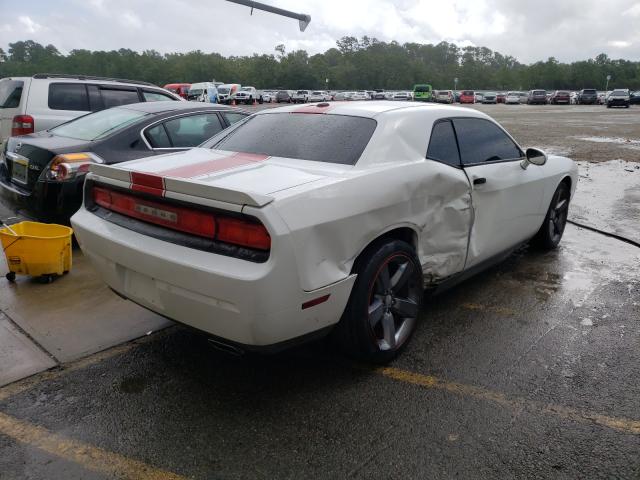 Photo 3 VIN: 2C3CDYAG6DH725006 - DODGE CHALLENGER 