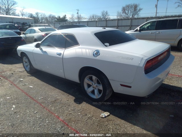 Photo 2 VIN: 2C3CDYAG6EH205227 - DODGE CHALLENGER 