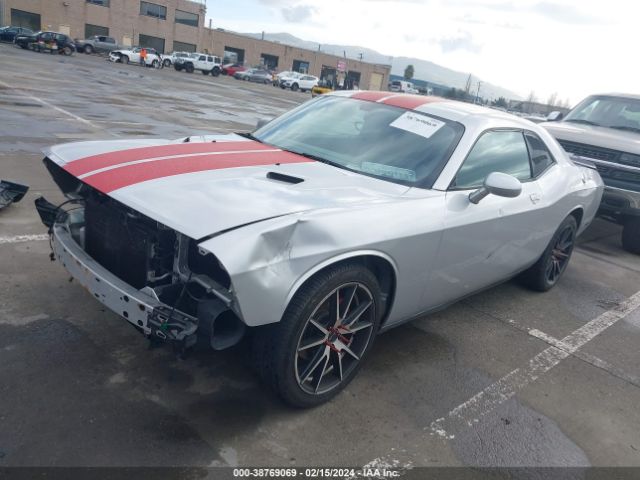 Photo 1 VIN: 2C3CDYAG7CH181131 - DODGE CHALLENGER 