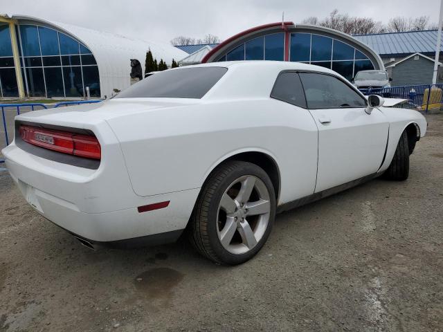 Photo 2 VIN: 2C3CDYAG7CH256751 - DODGE CHALLENGER 