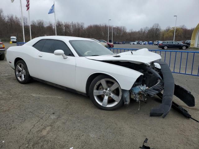 Photo 3 VIN: 2C3CDYAG7CH256751 - DODGE CHALLENGER 