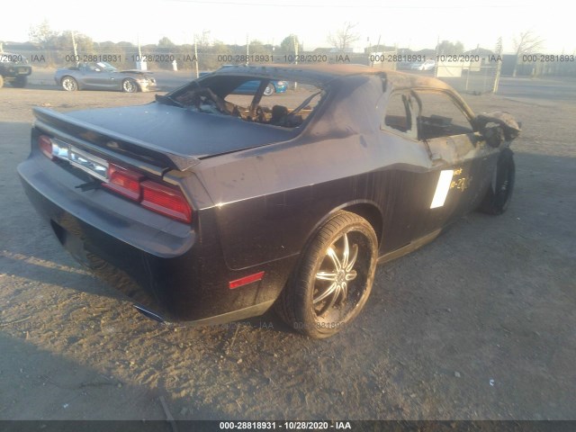 Photo 3 VIN: 2C3CDYAG7CH290723 - DODGE CHALLENGER 