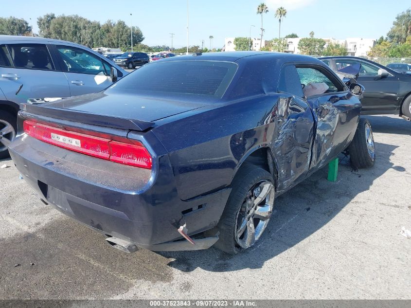 Photo 3 VIN: 2C3CDYAG7DH604033 - DODGE CHALLENGER 