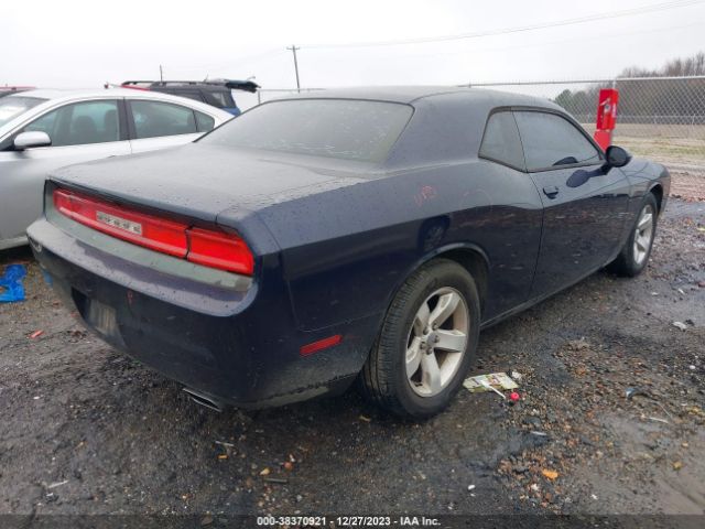 Photo 3 VIN: 2C3CDYAG7DH704181 - DODGE CHALLENGER 