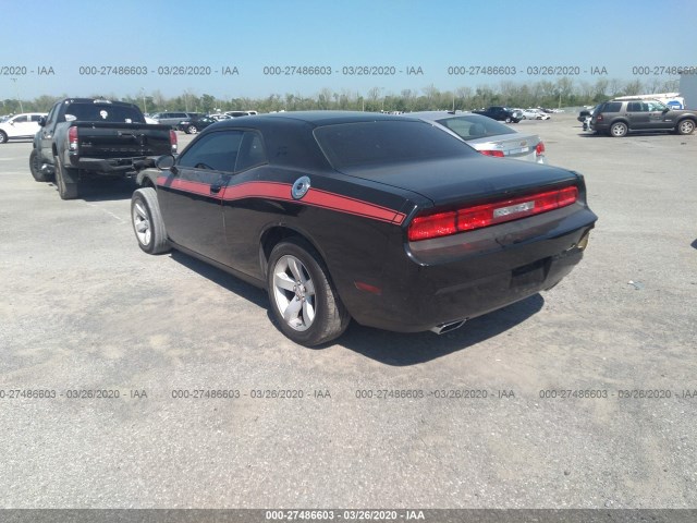 Photo 2 VIN: 2C3CDYAG7DH704679 - DODGE CHALLENGER 