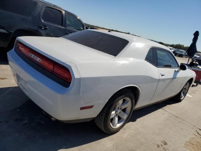 Photo 2 VIN: 2C3CDYAG7EH110563 - DODGE CHALLENGER 