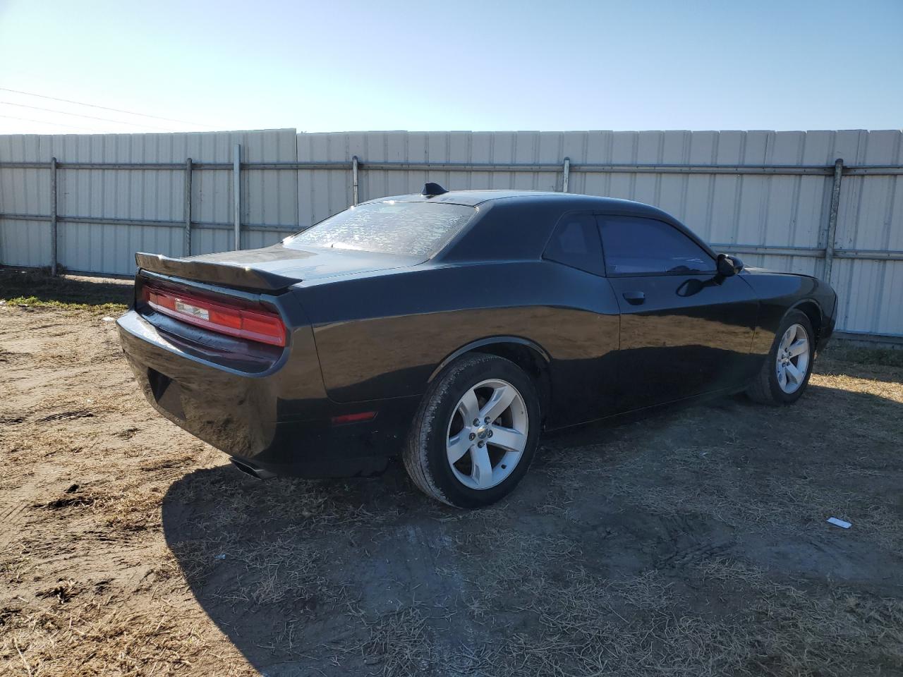 Photo 2 VIN: 2C3CDYAG7EH208198 - DODGE CHALLENGER 