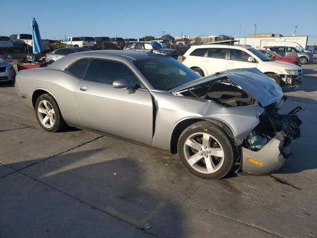 Photo 3 VIN: 2C3CDYAG7EH208458 - DODGE CHALLENGER 