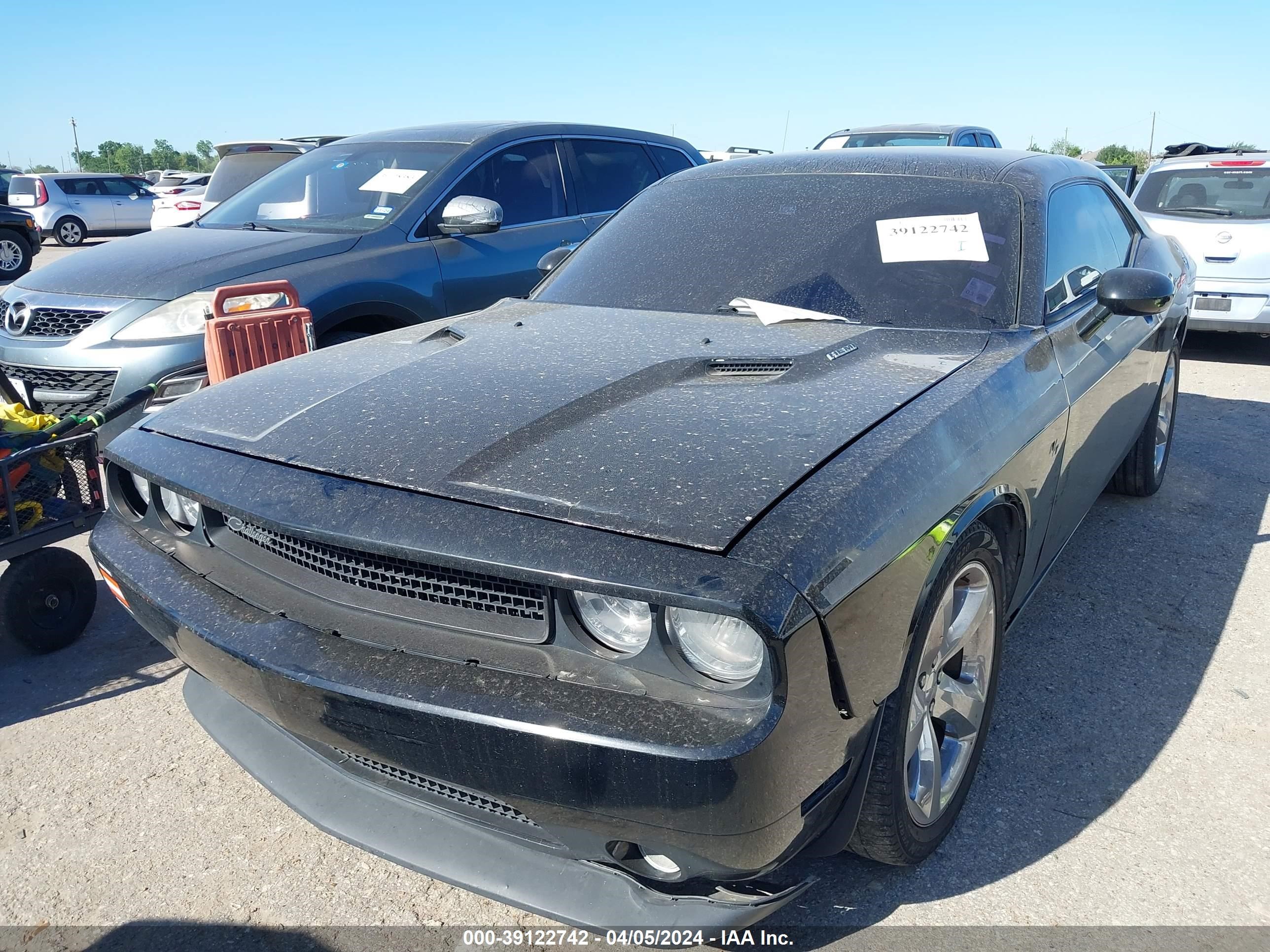 Photo 5 VIN: 2C3CDYAG7EH267025 - DODGE CHALLENGER 