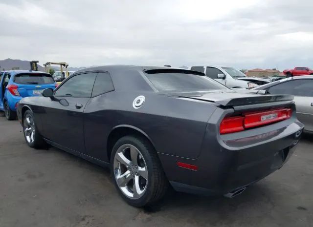 Photo 2 VIN: 2C3CDYAG7EH313940 - DODGE CHALLENGER 