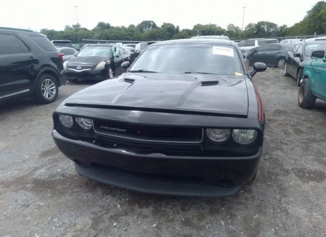 Photo 5 VIN: 2C3CDYAG8CH105627 - DODGE CHALLENGER 