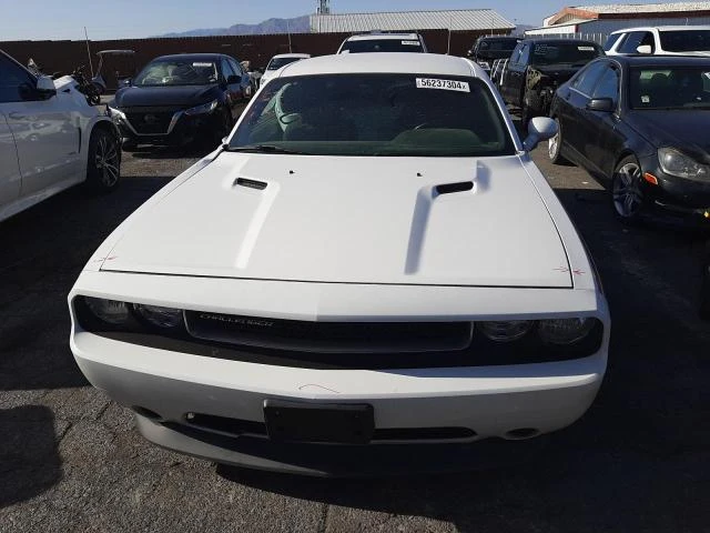 Photo 4 VIN: 2C3CDYAG8CH257732 - DODGE CHALLENGER 