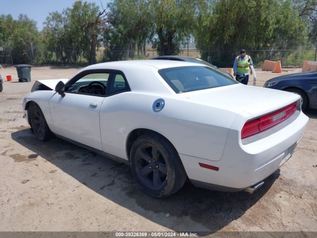 Photo 2 VIN: 2C3CDYAG8DH509853 - DODGE CHALLENGER 