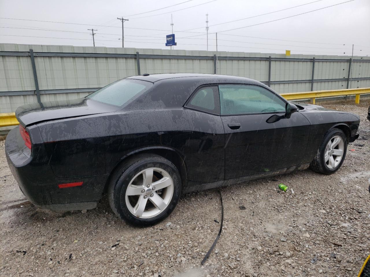 Photo 2 VIN: 2C3CDYAG8EH133429 - DODGE CHALLENGER 