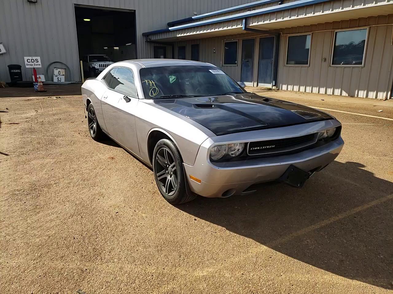 Photo 10 VIN: 2C3CDYAG8EH208825 - DODGE CHALLENGER 