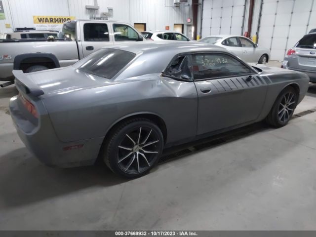 Photo 3 VIN: 2C3CDYAG9CH100890 - DODGE CHALLENGER 