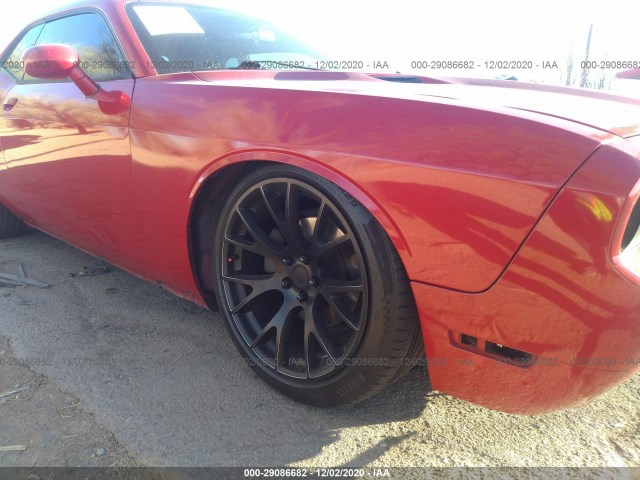 Photo 5 VIN: 2C3CDYAG9CH121304 - DODGE CHALLENGER 