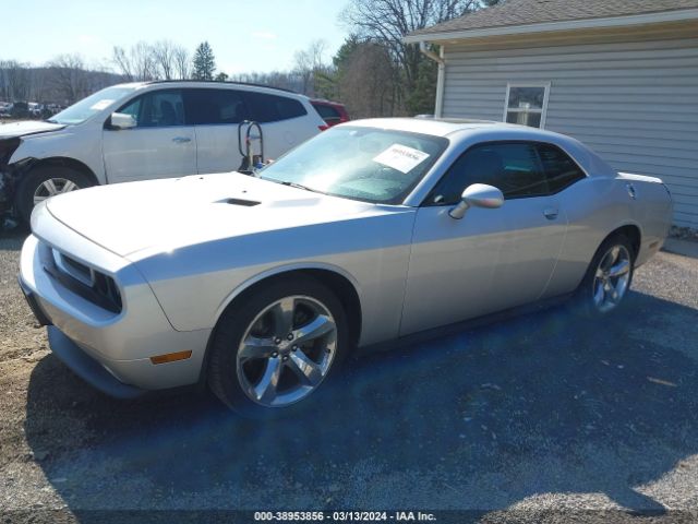 Photo 1 VIN: 2C3CDYAG9CH153640 - DODGE CHALLENGER 