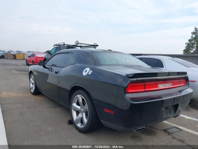 Photo 2 VIN: 2C3CDYAG9CH235738 - DODGE CHALLENGER 