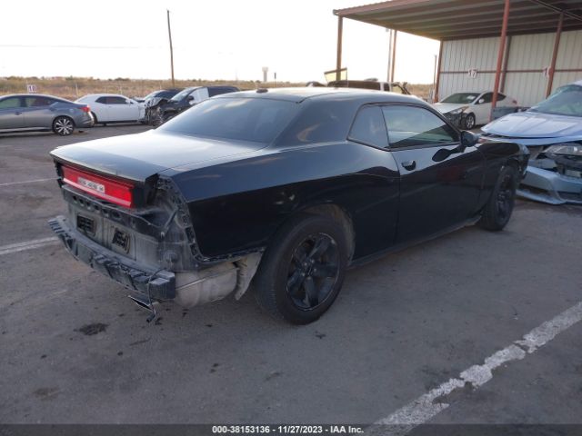 Photo 3 VIN: 2C3CDYAG9CH246772 - DODGE CHALLENGER 