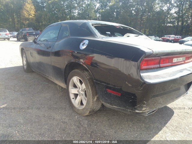 Photo 2 VIN: 2C3CDYAG9DH607564 - DODGE CHALLENGER 