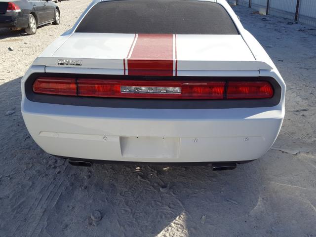 Photo 5 VIN: 2C3CDYAG9DH737232 - DODGE CHALLENGER 