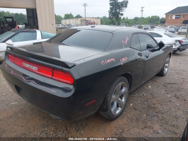 Photo 3 VIN: 2C3CDYAG9EH133794 - DODGE CHALLENGER 