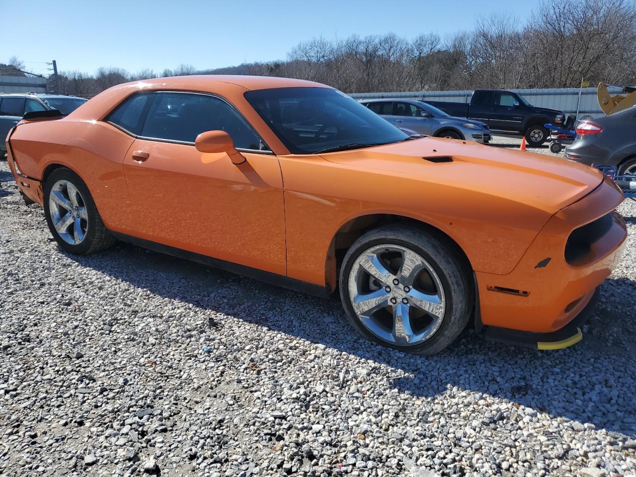 Photo 3 VIN: 2C3CDYAG9EH142527 - DODGE CHALLENGER 