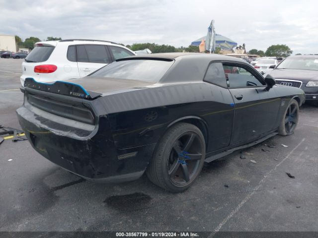 Photo 3 VIN: 2C3CDYAG9EH152815 - DODGE CHALLENGER 