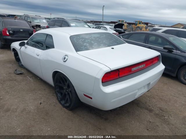 Photo 2 VIN: 2C3CDYAG9EH153267 - DODGE CHALLENGER 