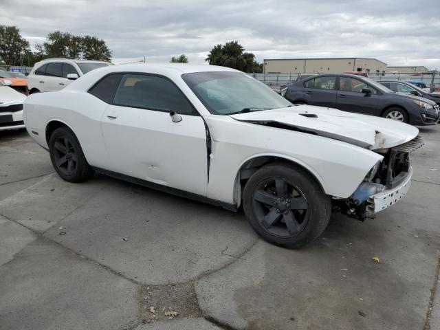 Photo 3 VIN: 2C3CDYAG9EH277250 - DODGE CHALLENGER 