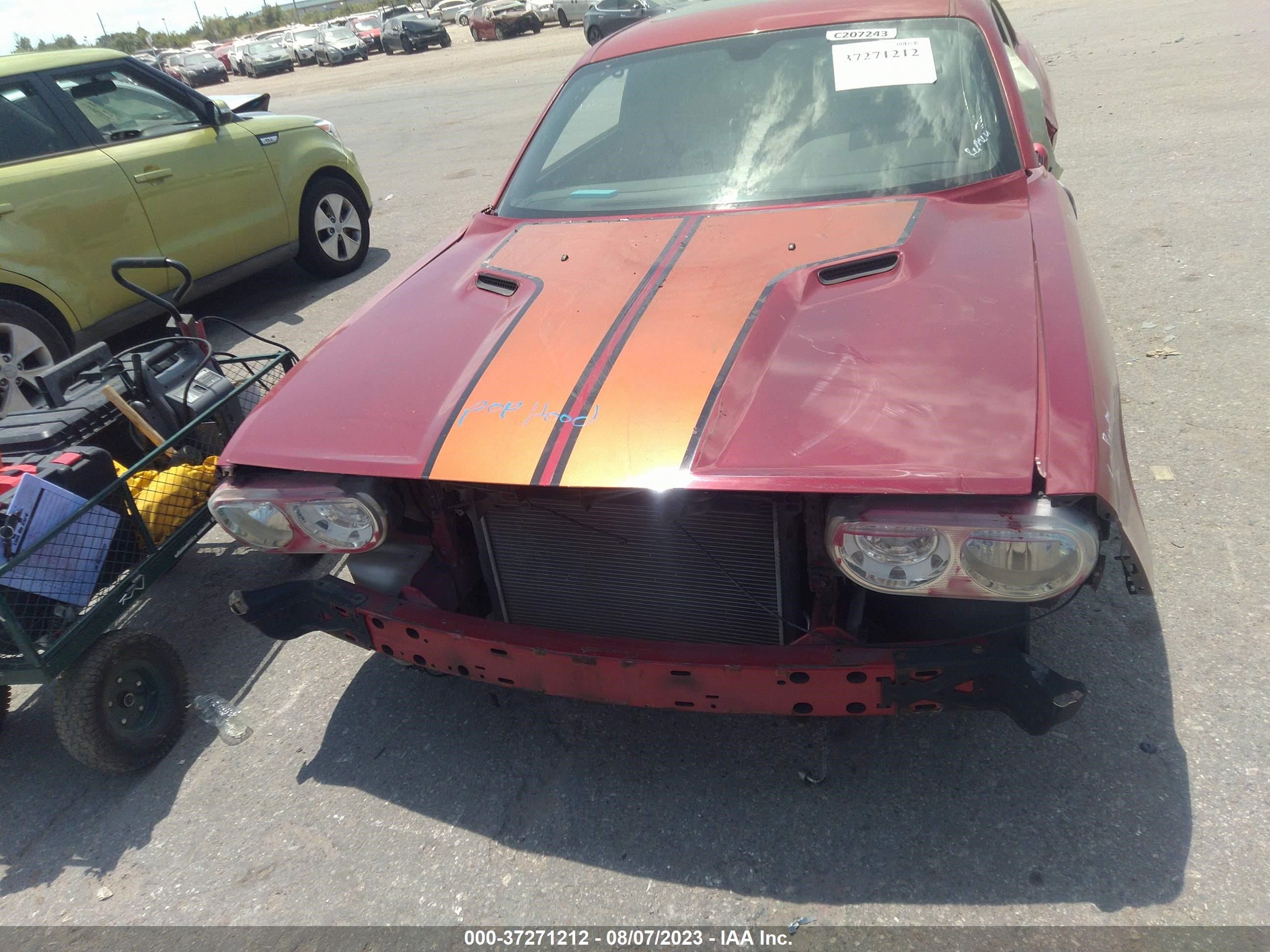 Photo 11 VIN: 2C3CDYAGXDH536679 - DODGE CHALLENGER 