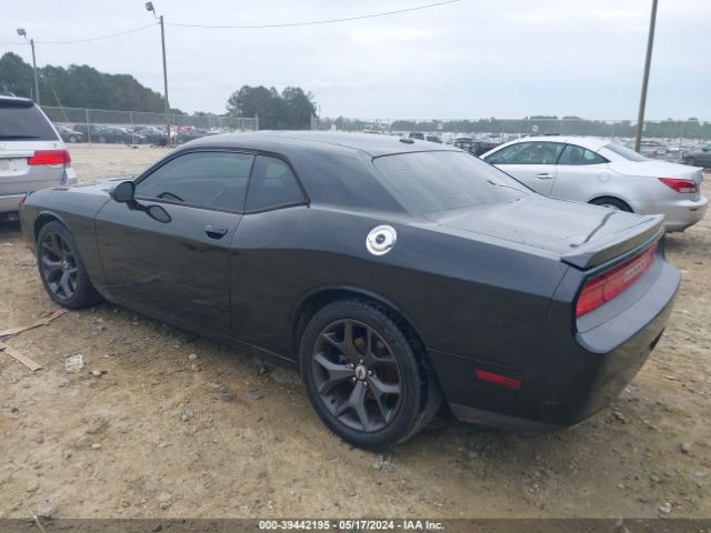 Photo 2 VIN: 2C3CDYAGXDH554180 - DODGE CHALLENGER 