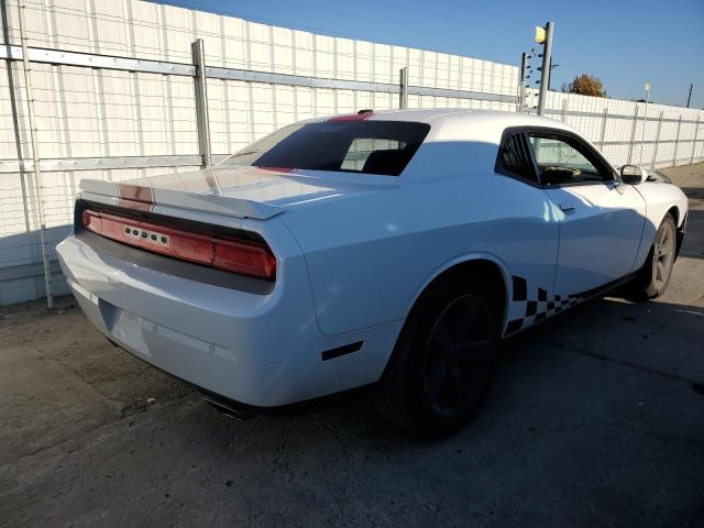 Photo 2 VIN: 2C3CDYAGXDH611462 - DODGE CHALLENGER 