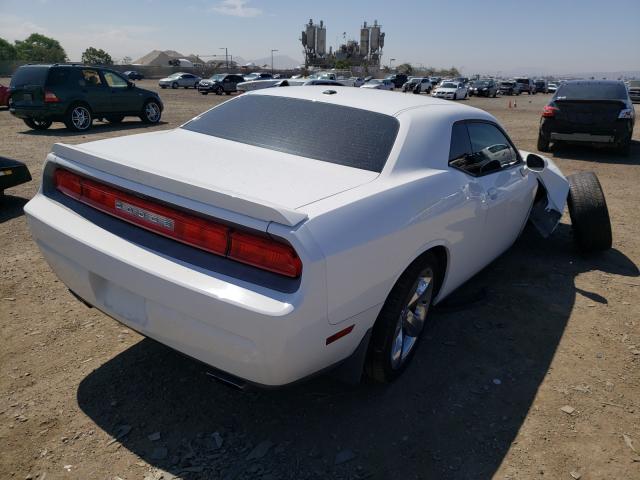 Photo 3 VIN: 2C3CDYAGXDH617634 - DODGE CHALLENGER 