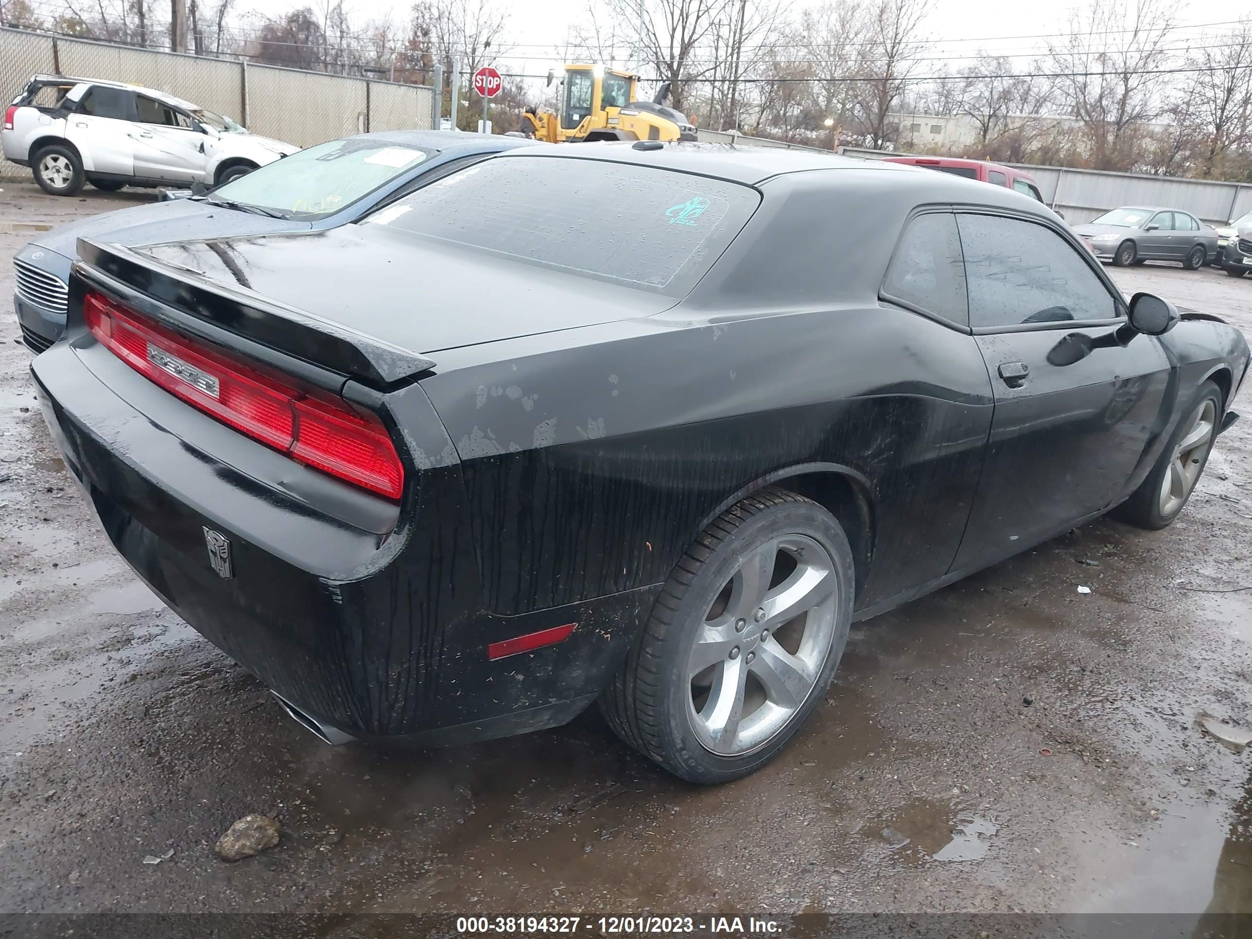 Photo 3 VIN: 2C3CDYAGXDH684248 - DODGE CHALLENGER 