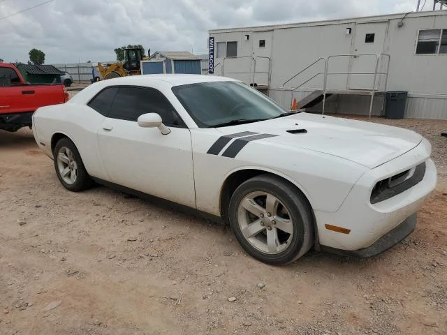 Photo 3 VIN: 2C3CDYAGXEH289570 - DODGE CHALLENGER 