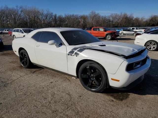 Photo 3 VIN: 2C3CDYBT0CH114690 - DODGE CHALLENGER 