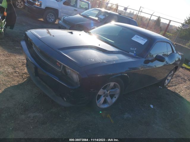 Photo 1 VIN: 2C3CDYBT0CH137693 - DODGE CHALLENGER 