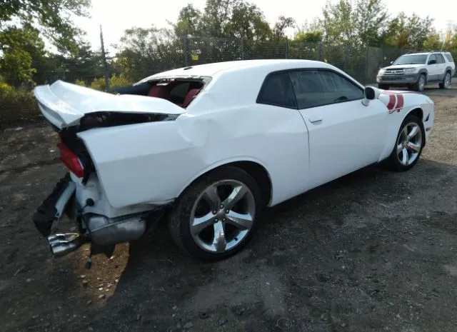 Photo 3 VIN: 2C3CDYBT0DH593601 - DODGE CHALLENGER 