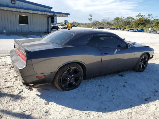 Photo 2 VIN: 2C3CDYBT0DH685890 - DODGE CHALLENGER 