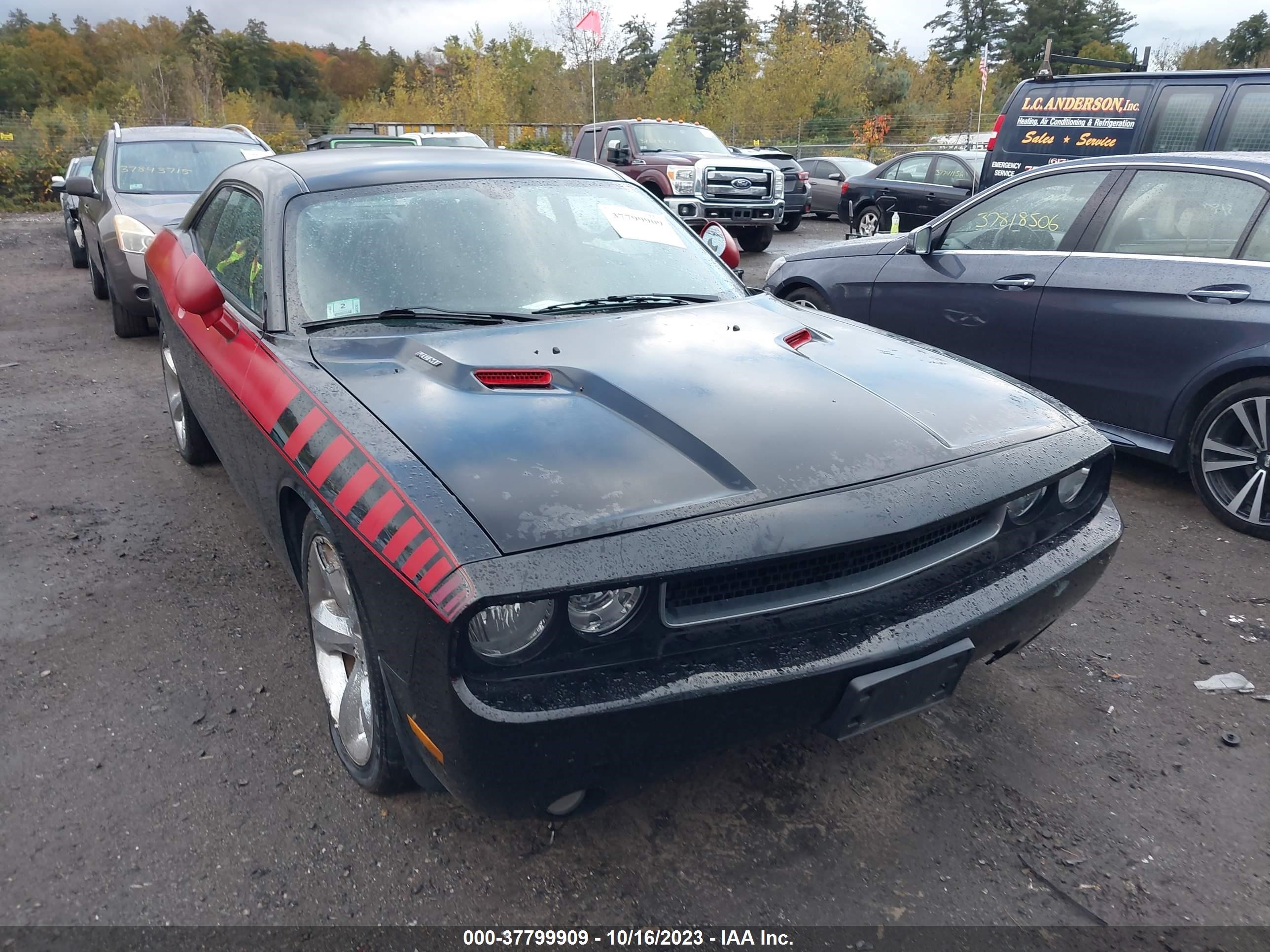 Photo 5 VIN: 2C3CDYBT1CH225541 - DODGE CHALLENGER 