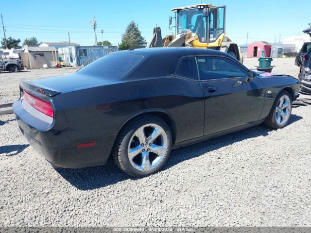 Photo 3 VIN: 2C3CDYBT2DH510699 - DODGE CHALLENGER 