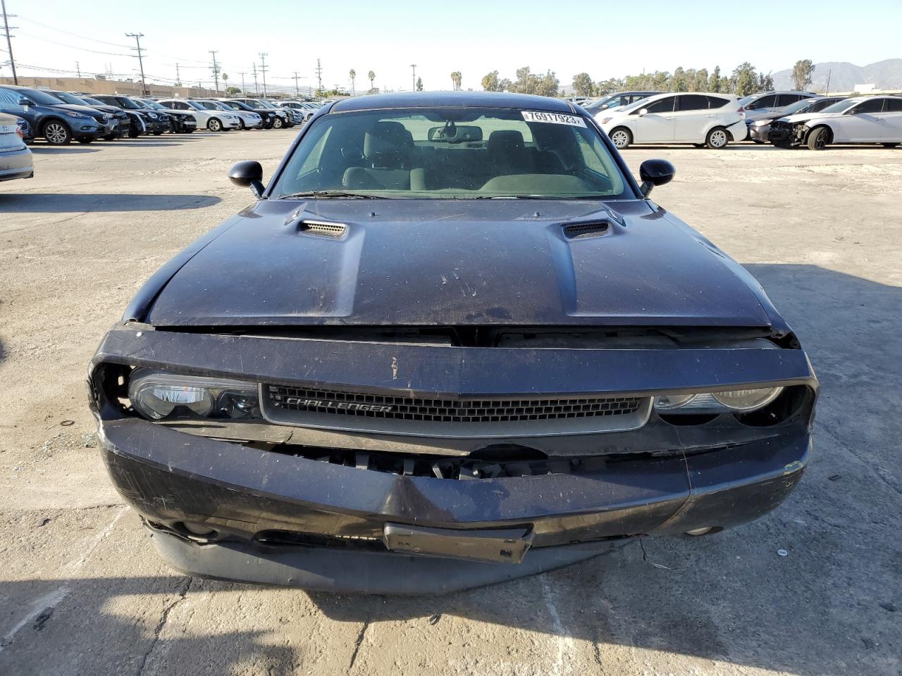 Photo 4 VIN: 2C3CDYBT3CH286258 - DODGE CHALLENGER 