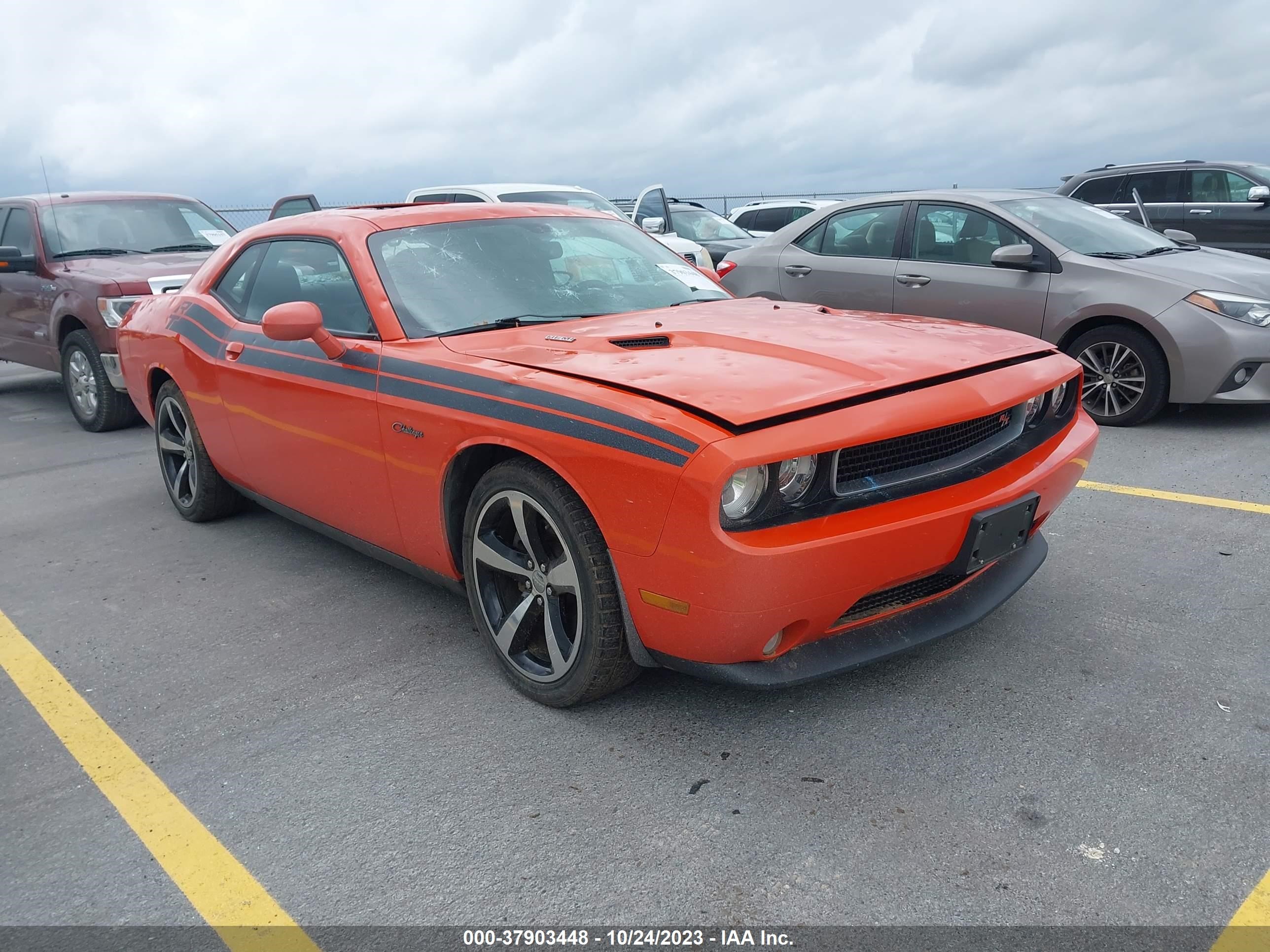 Photo 0 VIN: 2C3CDYBT3DH733625 - DODGE CHALLENGER 