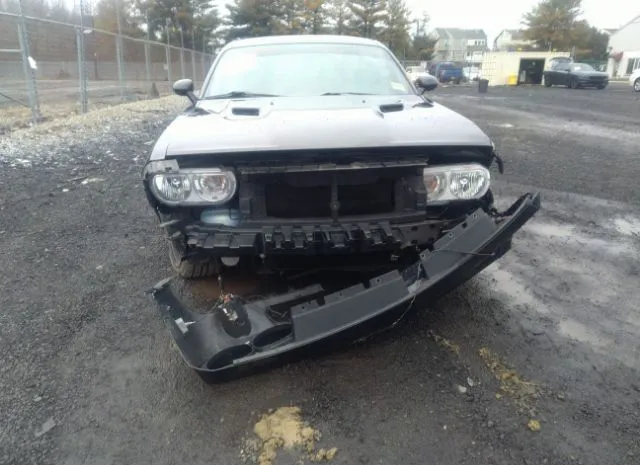 Photo 5 VIN: 2C3CDYBT3EH214883 - DODGE CHALLENGER 