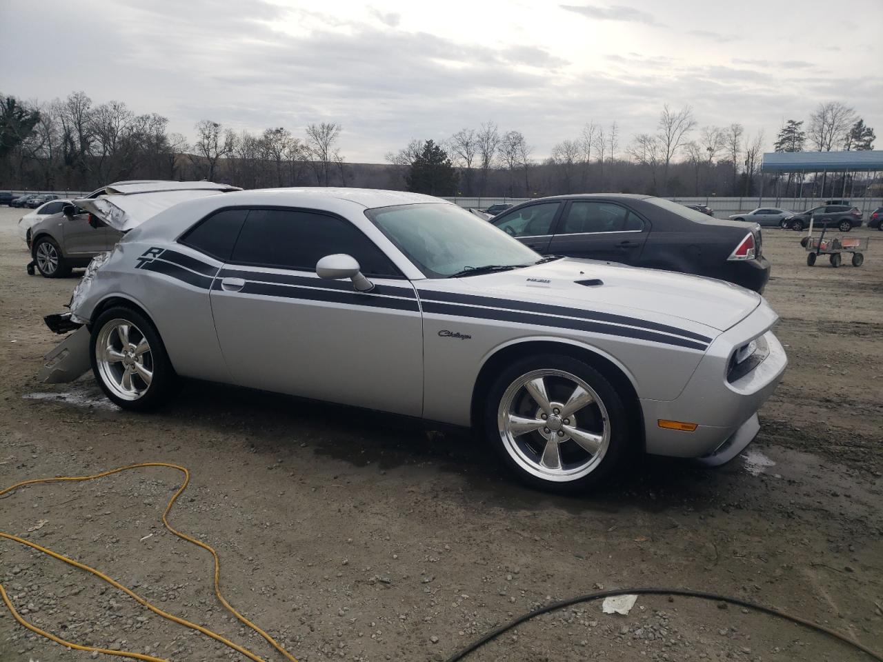 Photo 3 VIN: 2C3CDYBT4CH162273 - DODGE CHALLENGER 